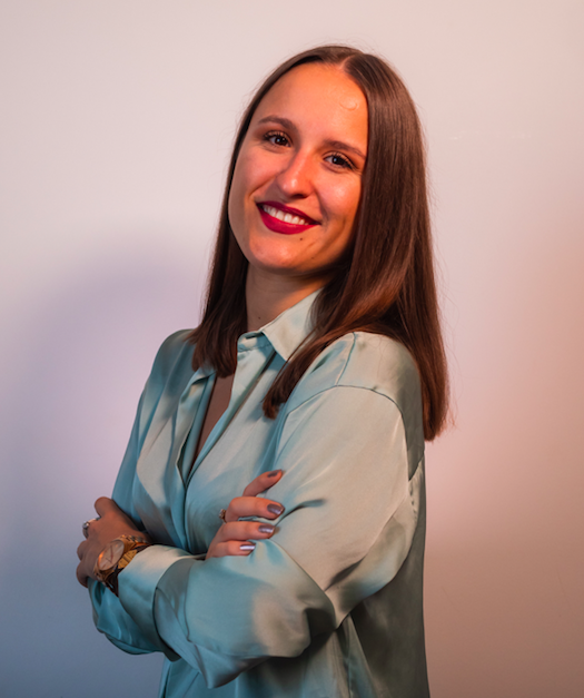 Noémie Peyret, psychologue pour adolescents et adultes, spécialisée dans les thématiques liées au travail, à la scolarité et à l'orientation à Blagnac et en ligne